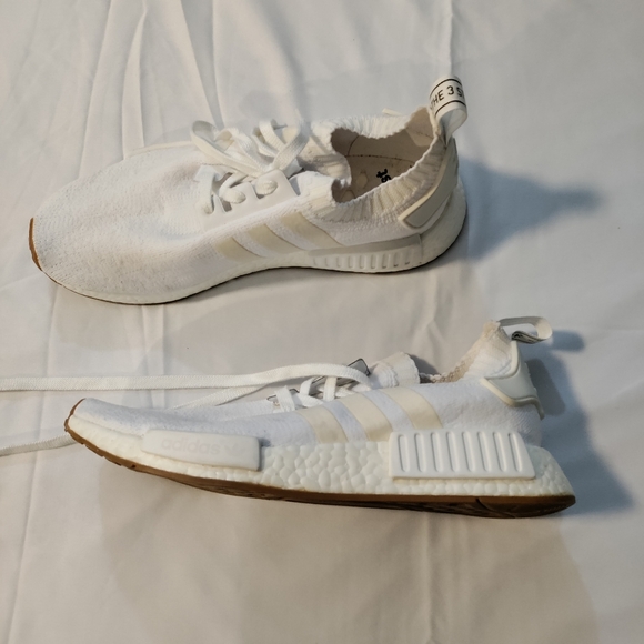 adidas Nmd R1 Primeknit Size Mens White